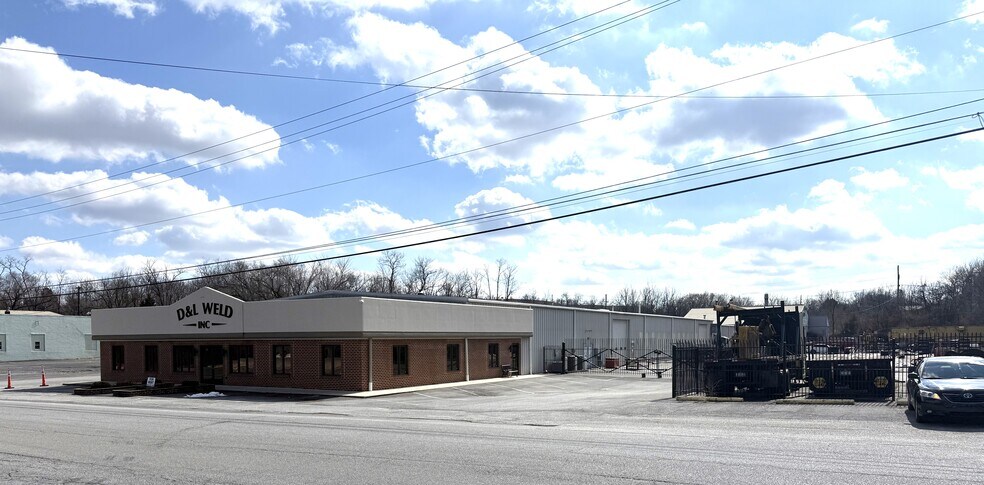 Primary Photo Of 301 Wilson St, Martinsburg Auto Dealership For Lease