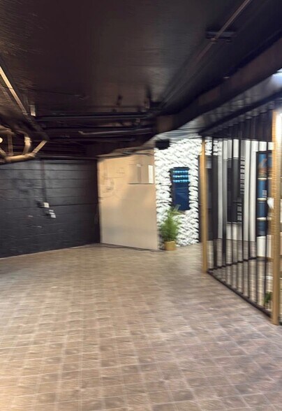 More Photos Of 606 Mount Rose St, Reno Storefront Retail Office For Lease