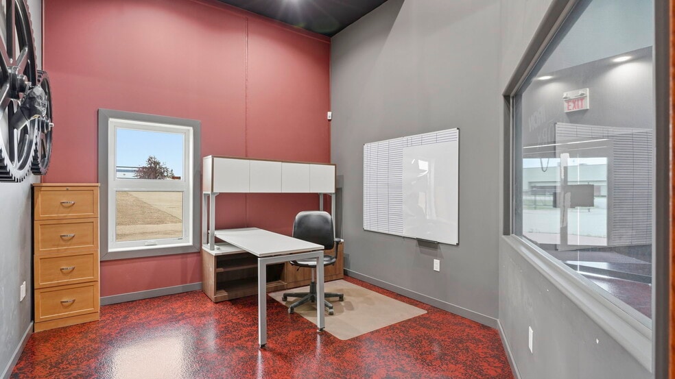 More Photos Of 490 South Ave, Spruce Grove Manufacturing For Sale