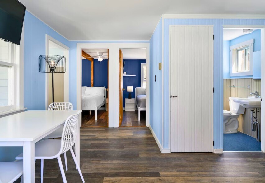 More Photos Of 773 Post Rd, Wells Hotel For Sale