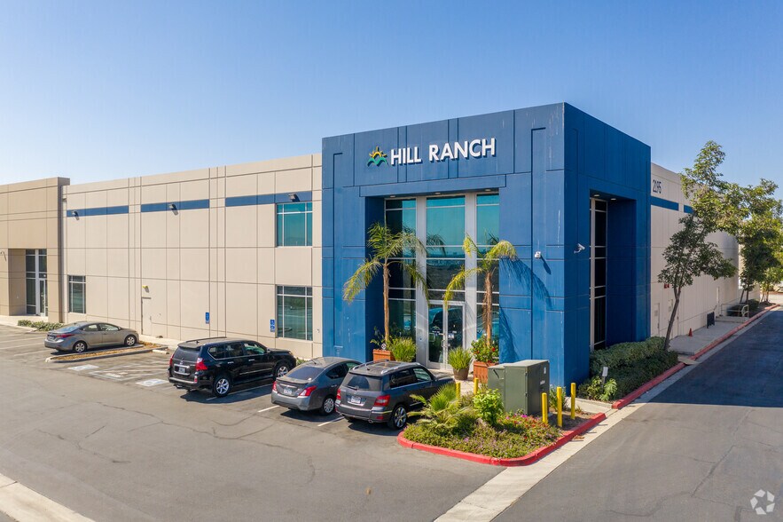 More Photos Of Britannia Blvd @ Airway Rd, San Diego Distribution For Lease