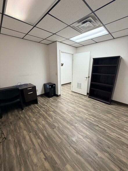 More Photos Of 1139 N Main St, Muskogee Medical For Lease