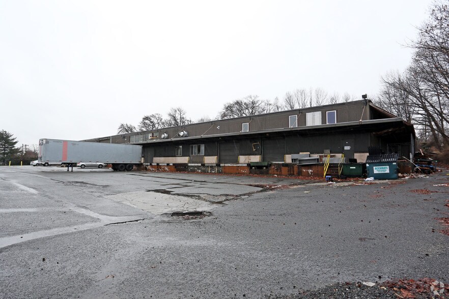 More Photos Of 300 Elmwood Ave, Sharon Hill Manufacturing For Sale