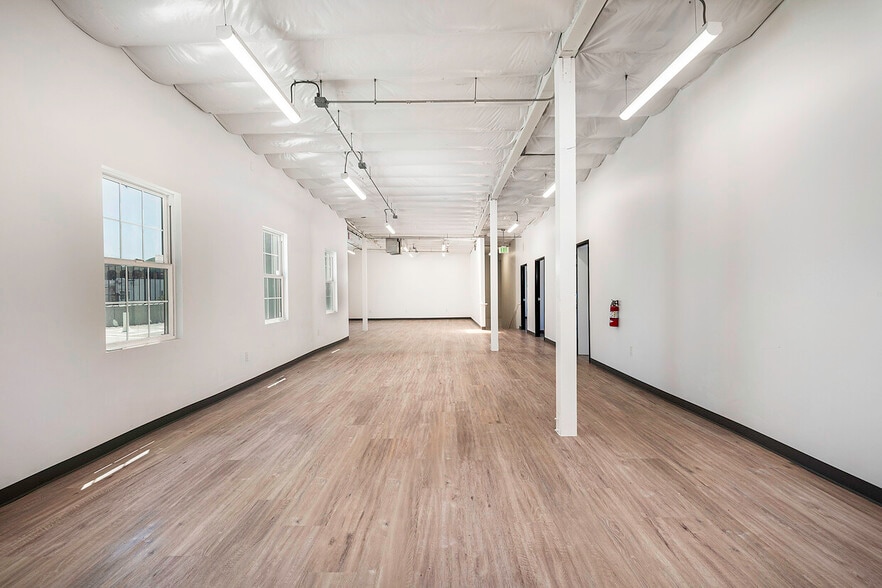 More Photos Of 622-628 E Anaheim St, Long Beach Storefront Retail Office For Sale