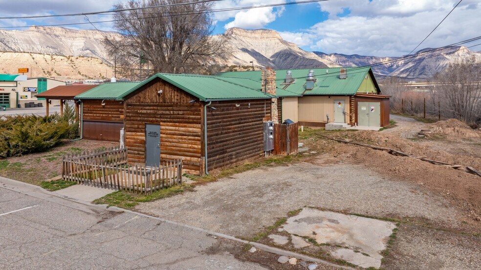 More Photos Of 315 E 1st St, Parachute Freestanding For Sale