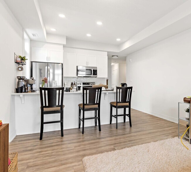 More Photos Of 3 Bedale Dr, Ottawa Apartments For Sale