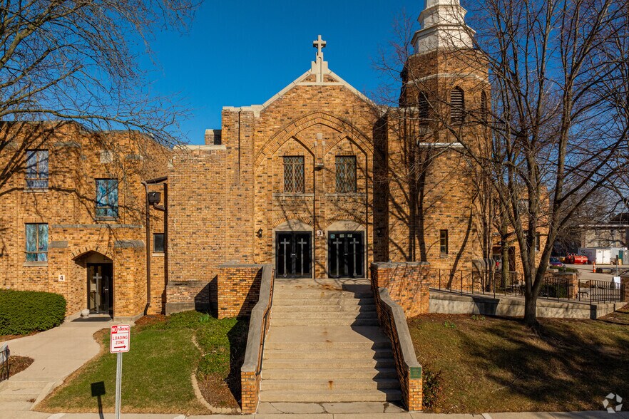 More Photos Of 2100 Kentucky Ave, Fort Wayne Religious Facility For Sale
