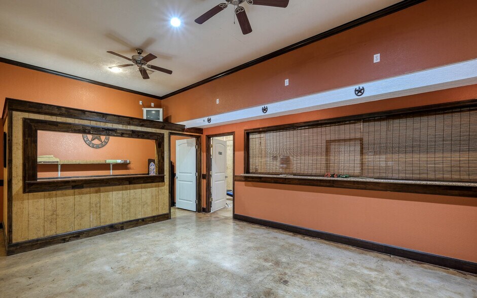 More Photos Of 48600 US-290 BUS, Hempstead Land For Sale