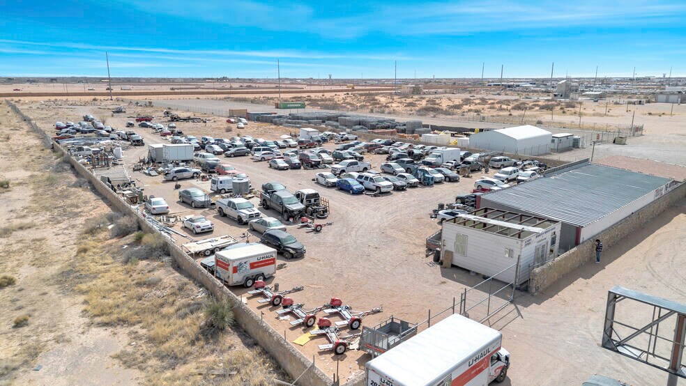 More Photos Of 14010 Montana Ave, El Paso Auto Salvage Facility For Sale
