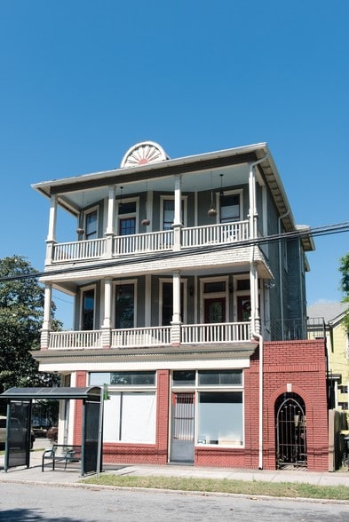 More Photos Of 2323 Barnard St, Savannah Storefront Retail Office For Lease