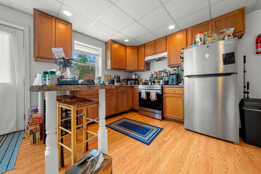 More Photos Of 15 South St, Freeport Apartments For Sale