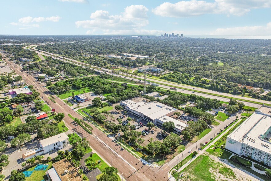 More Photos Of 3209 30th Ave S, Saint Petersburg Office For Lease