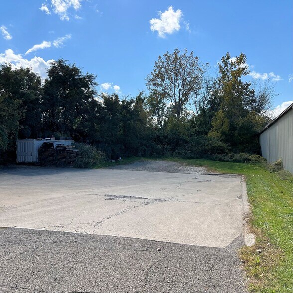 More Photos Of 1430 Lloyd Rd, Wickliffe Manufacturing For Sale