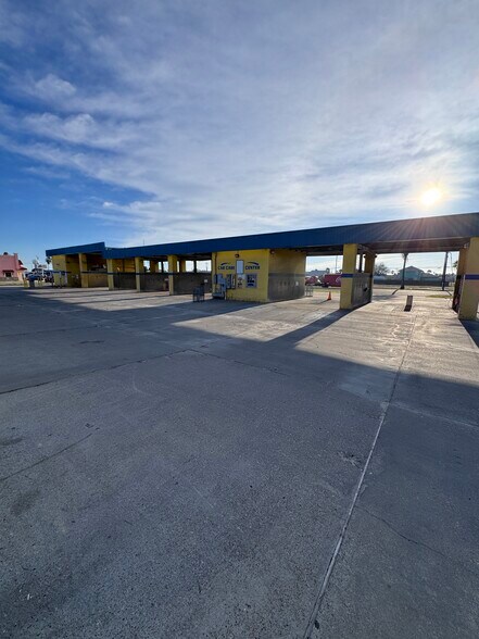 Primary Photo Of 952 S Commercial St, Aransas Pass Carwash For Sale
