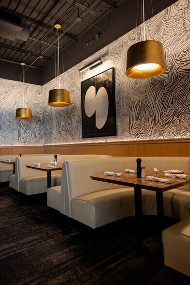 More Photos Of 6823 S Yale Ave, Tulsa Restaurant For Sale