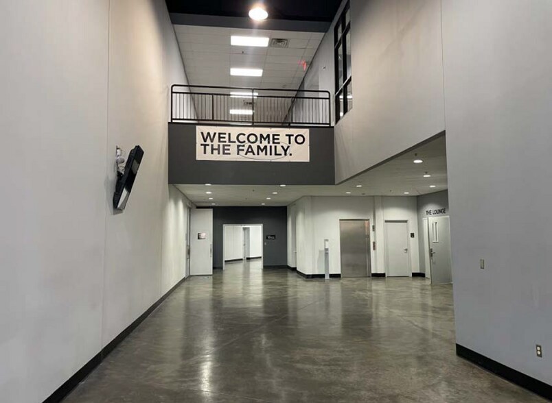 More Photos Of 4401 N State Highway 161, Irving Religious Facility For Sale