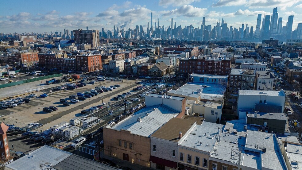 More Photos Of 2610 Bergenline Ave, Union City Health Club For Lease