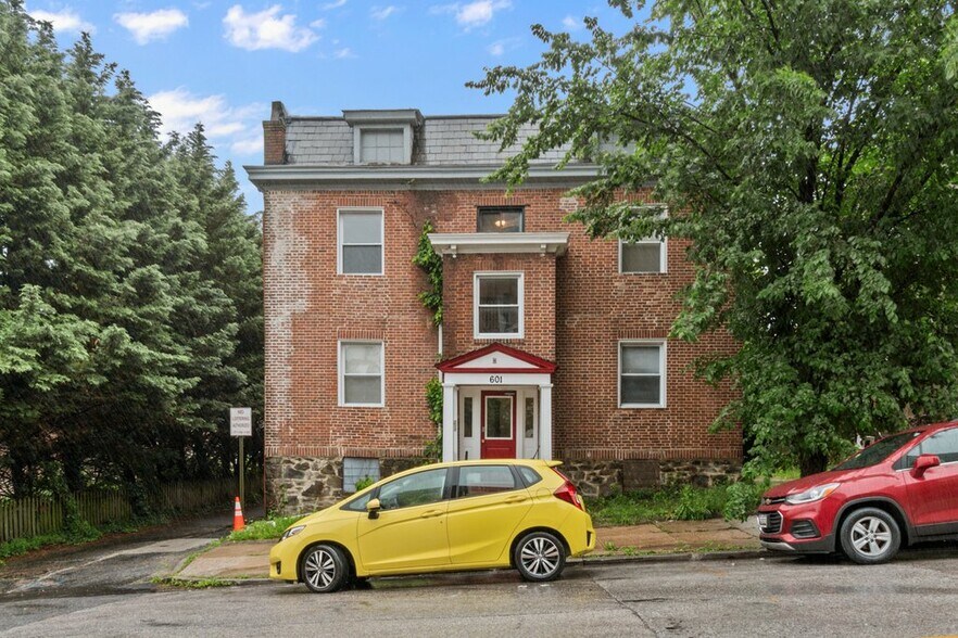 More Photos Of 601 Whitelock St, Baltimore Apartments For Sale