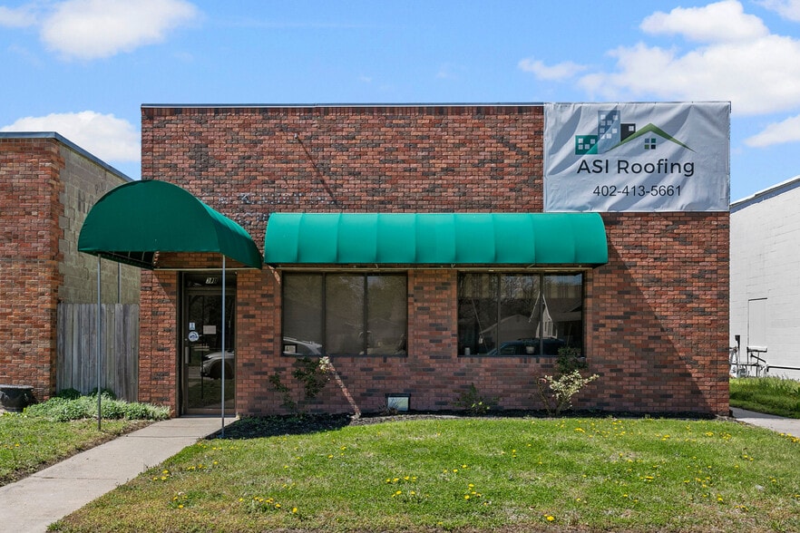 More Photos Of 3711 Touzalin Ave, Lincoln Service For Sale