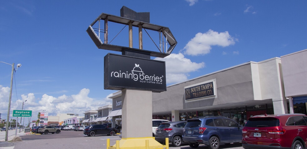 More Photos Of 1916 S Dale Mabry Hwy, Tampa General Retail For Lease