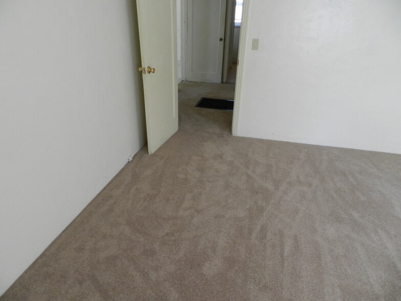 More Photos Of 17663 Vierra Canyon Rd, Salinas Manufactured Housing Mobile Home Park For Sale