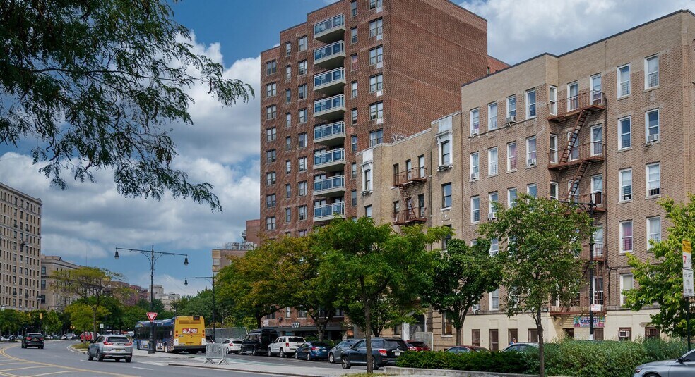 More Photos Of 1692 Grand Concourse, Bronx Apartments For Sale