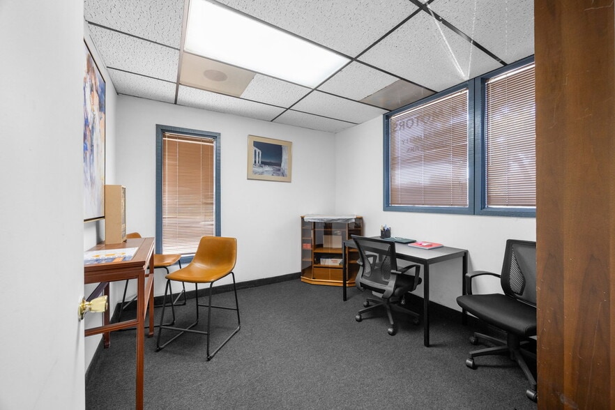 More Photos Of 630-640 S Glassell St, Orange Office For Sale