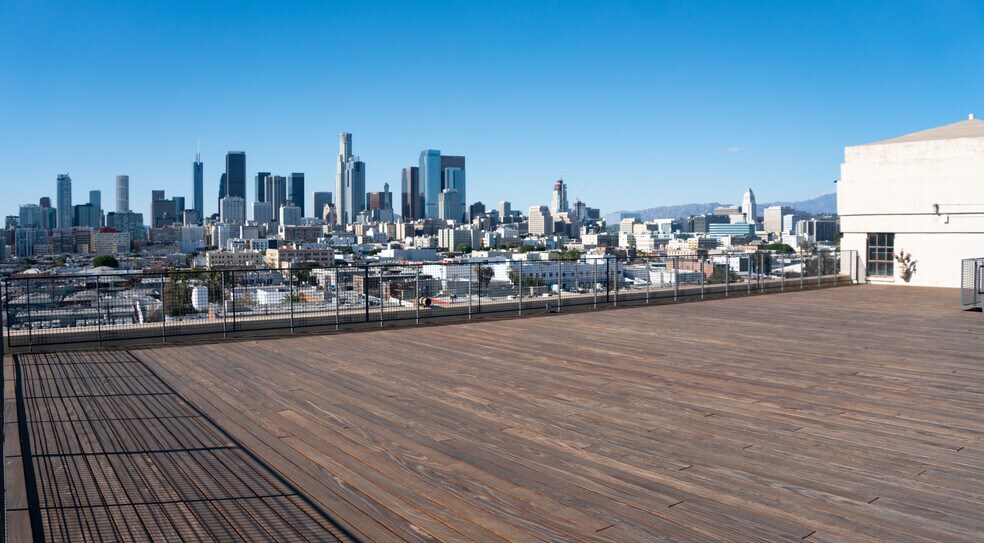 More Photos Of 767 S Alameda St, Los Angeles Loft Creative Space For Lease
