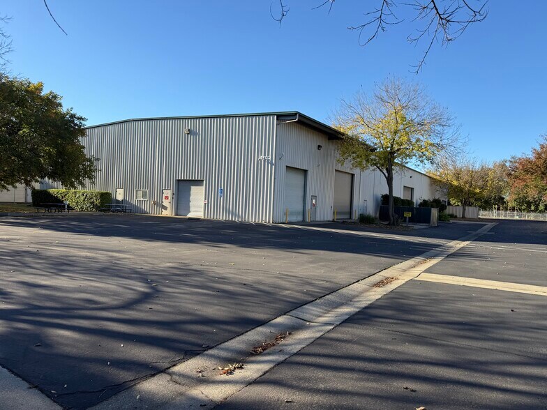 More Photos Of 2270 Ivy St, Chico Warehouse For Sale