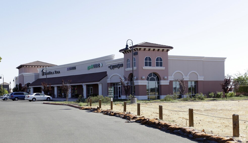 More Photos Of 1150 Sunset Blvd, Rocklin Storefront Retail Office For Lease