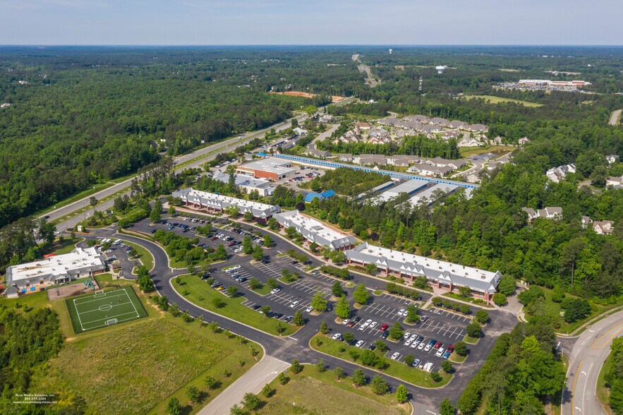 More Photos Of 7000-7044 Woodlake Commons Loop, Midlothian Unknown For Lease