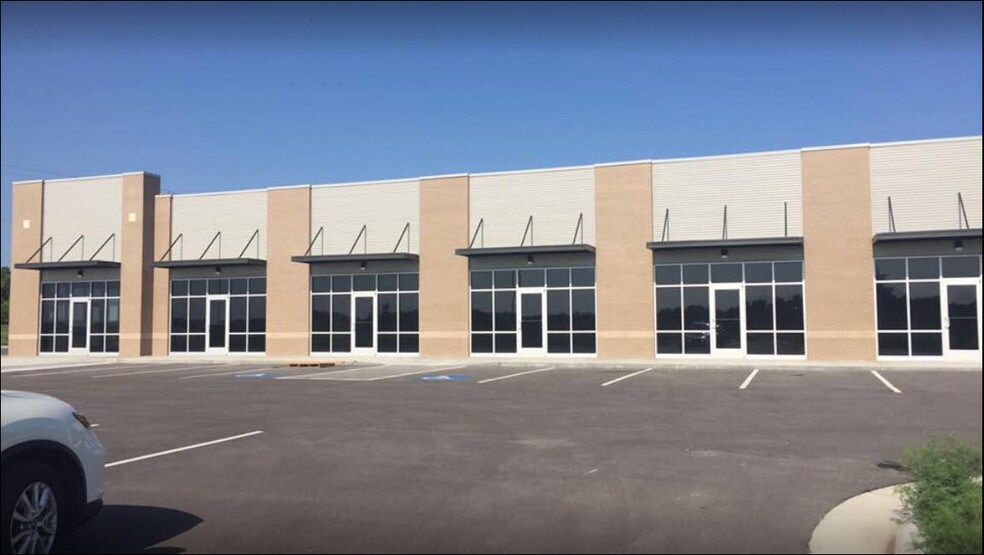 Primary Photo Of 530 N East St, Webb City General Retail For Lease