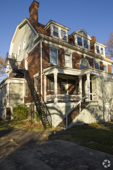 More Photos Of 5816 Callowhill St, Pittsburgh Apartments For Sale