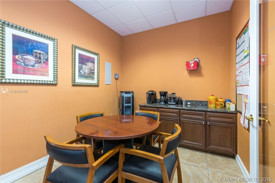 More Photos Of 5411 N University Dr, Coral Springs Office For Lease