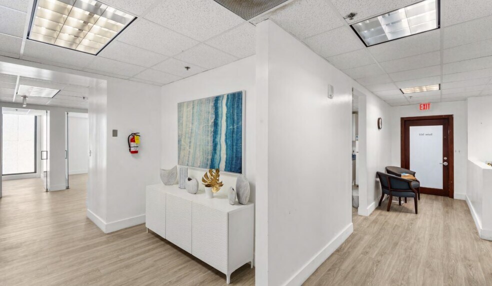 More Photos Of 66 W Flagler St, Miami Loft Creative Space For Sale
