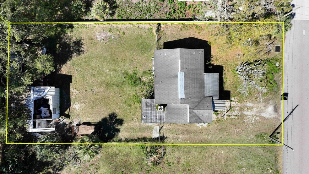 More Photos Of 1034 Woodland dr, Lakeland Office For Sale