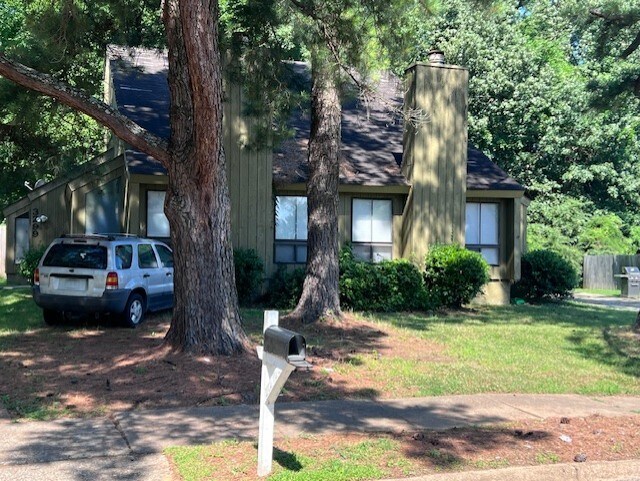 3299 Fairbanks St  
