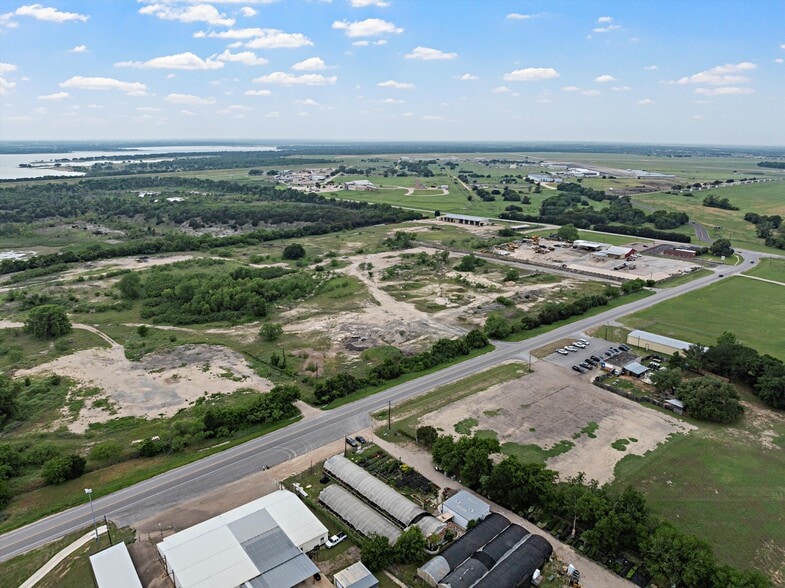 More Photos Of 7324 Steinbeck Dr, Waco Warehouse For Sale