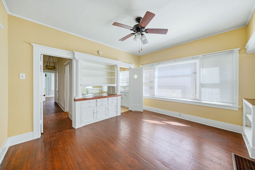 More Photos Of 1421 E 3rd St, Long Beach Apartments For Sale