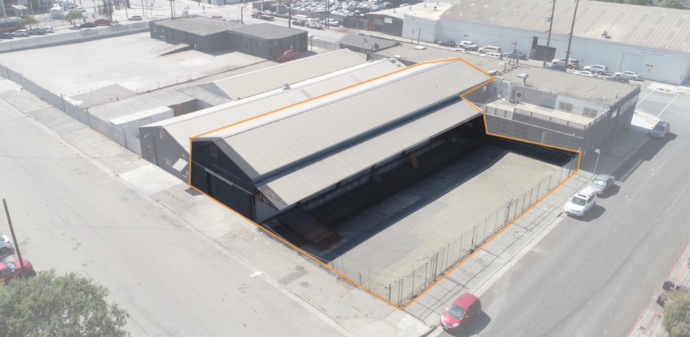 Primary Photo Of 1401 Illinois St, San Francisco Warehouse For Lease