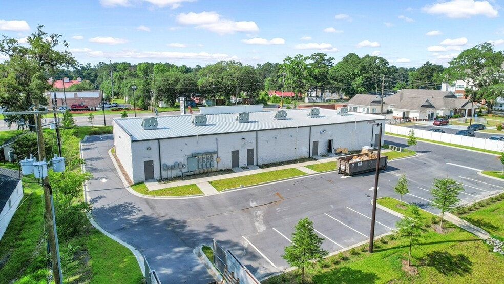 More Photos Of 4410 Ogeechee Rd, Savannah Storefront Retail Office For Lease