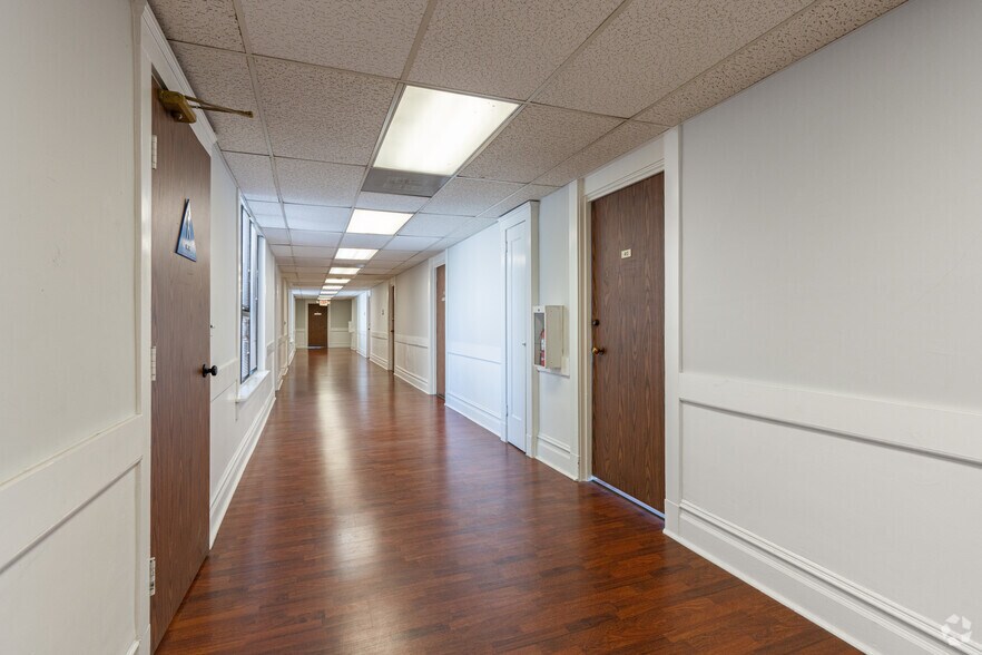 More Photos Of 1527 19th St, Bakersfield Medical For Lease
