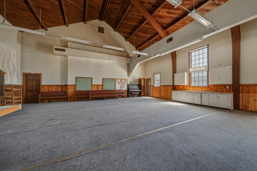 More Photos Of 12487 The Plaza, Clearlake Oaks Religious Facility For Sale