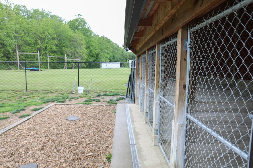 More Photos Of 232 Mine Branch Rd, Crimora Specialty For Sale