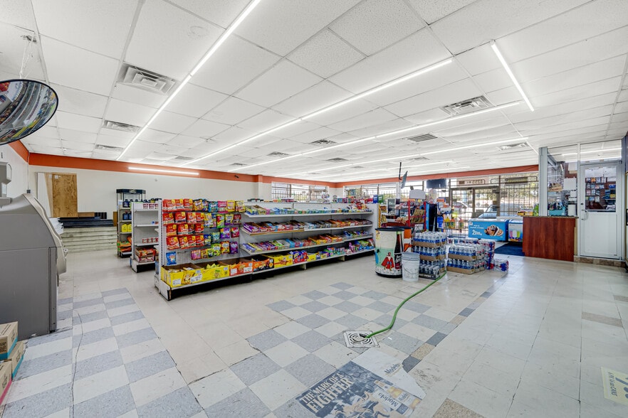 More Photos Of 4255 S Kirkwood Rd, Houston Storefront For Sale