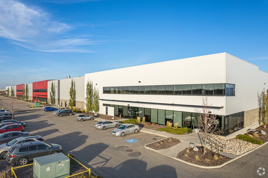 Primary Photo Of 15704 157 Av NW, Edmonton Warehouse For Lease