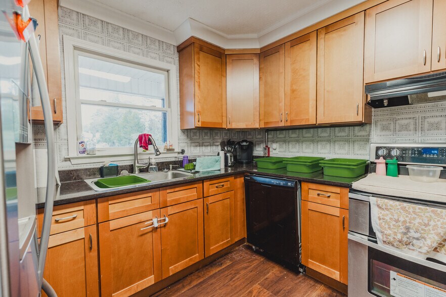 More Photos Of 62 Wax Rd, Silver Creek Daycare Center For Sale