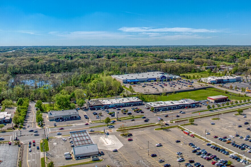 More Photos Of 5132-5228 S Westnedge Ave, Portage Unknown For Lease