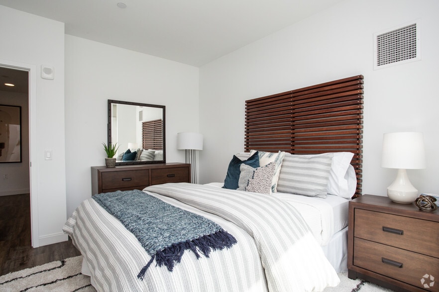 More Photos Of 125 Guest St, Boston Apartments For Lease