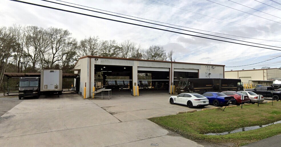 More Photos Of 4812 E Old Spanish Trl, Jeanerette Industrial For Lease